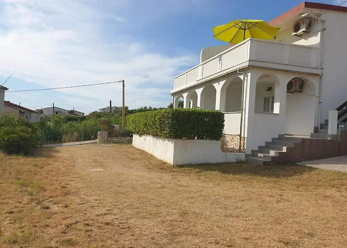 By The Sea Pag - 23764 Apartman *