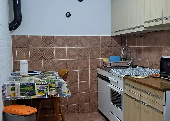 Apartman By The Sea Pag - 23764 Pag Town